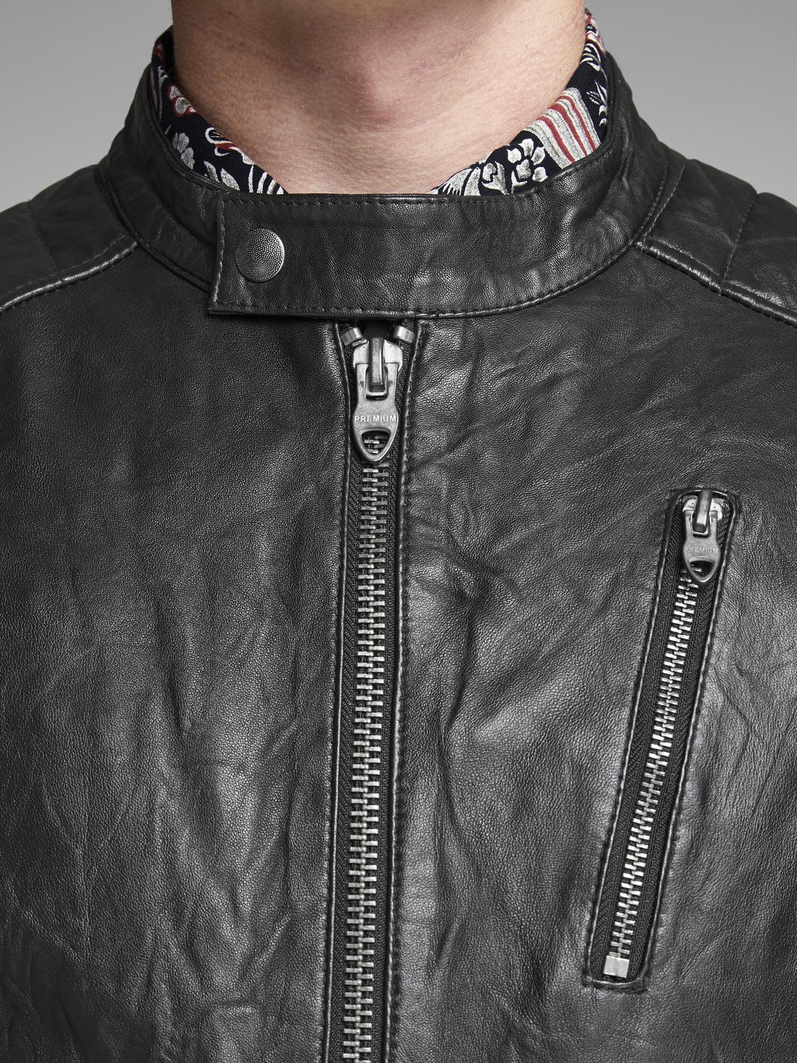 model_shot-detail